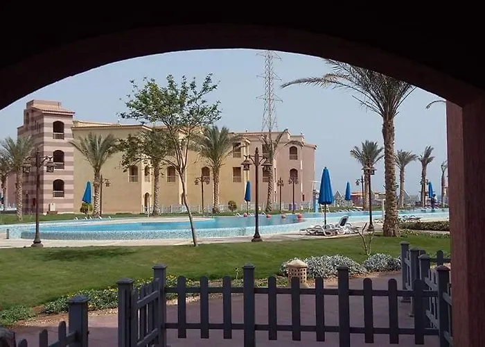 Porto South El Sokhna - Egyptian Families Only Ain Sukhna
